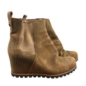 UGG Pax Waterproof Chipmunk Brown Leather‎ Wedge Booties